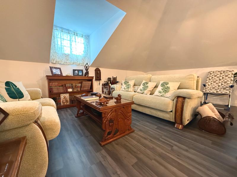 Foto fcaf3d48-4900-4dcc-b71c-9af5d9fb61d9. Duplex avec chauffage dans Centro Azuqueca de Henares