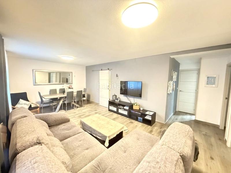 Foto b3834e1f-15fb-49d2-b5b9-11cdd31117dc. Pis amb calefacció a Centro - Barrio las Doscientas Azuqueca de Henares