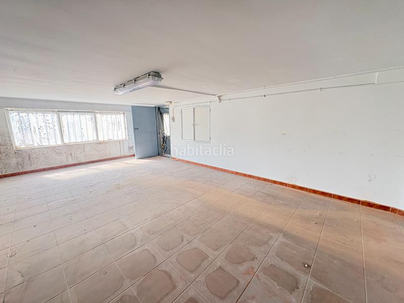 Foto b0a7a267-ddcc-490e-abb6-9b3d61421e31. Fabrikhalle mit heizung in Torres de la Alameda