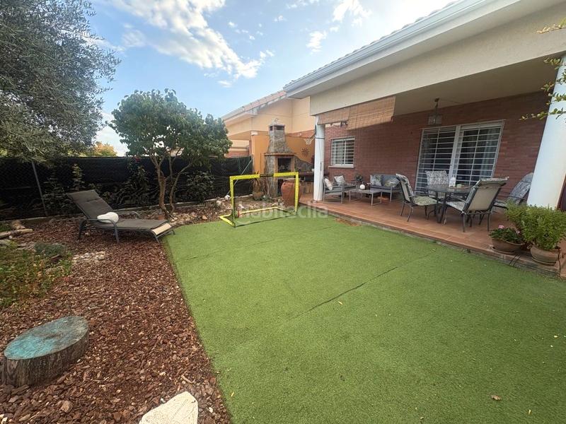 Foto a34ed118-dd28-4293-9299-2699f98493c2. Casa adossada amb xemeneia calefacció aparcament a Pioz