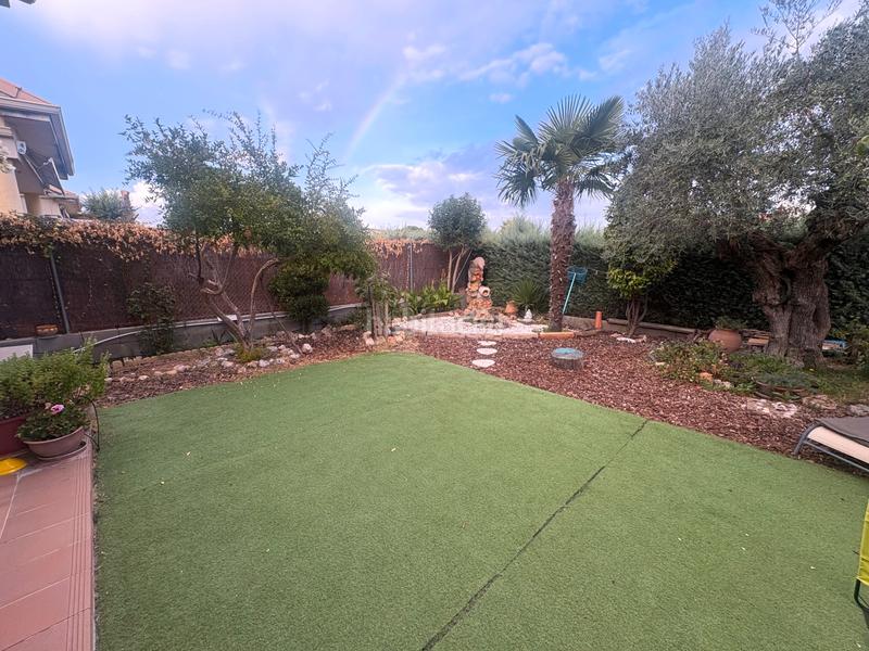 Foto a5f21b7d-80a0-46a0-b54d-ff66aa058d66. Casa adossada amb xemeneia calefacció aparcament a Pioz