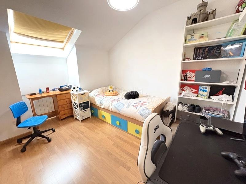 Foto b73749a0-af57-4381-b0e4-10466b2f3753. Casa adossada amb xemeneia calefacció aparcament a Pioz