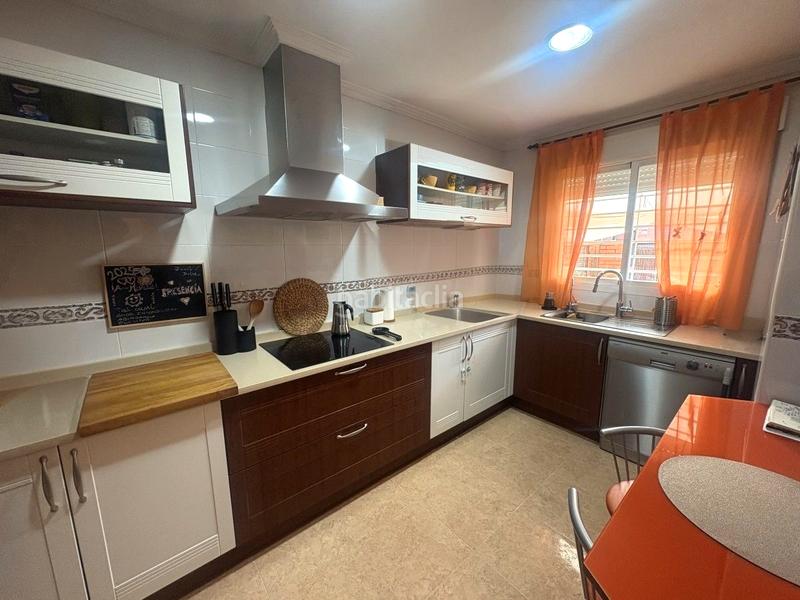 Foto dfd744f7-bb54-41de-b2b2-4233b3ce9652. Casa adossada amb xemeneia calefacció aparcament a Pioz