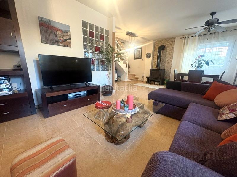 Foto f8171004-dc29-4c89-910a-76ff79d4baaa. Casa adossada amb xemeneia calefacció aparcament a Pioz