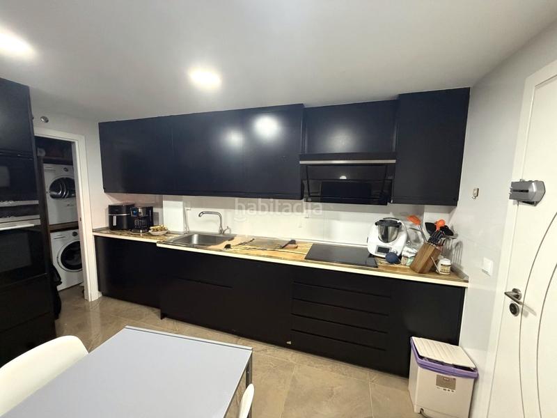 Foto d058c410-a132-499e-bf26-3113cd8ac703. Casa bifamiliare in Torrejón del Rey