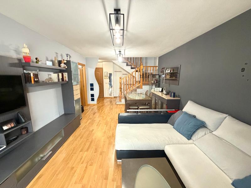 Foto 49d25a9c-dc29-4624-b587-d7da5ea12e44. Duplex dans Bulevar-Plaza Castilla Azuqueca de Henares