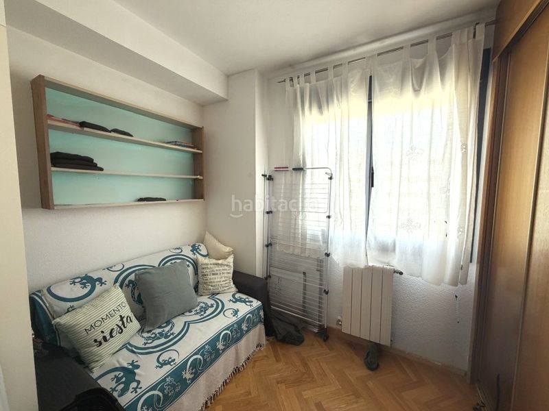 Foto 1de03cf0-b26d-49ce-81f3-f1be0b3097b1. Pis amb calefacció aparcament piscina a Sanchinarro Madrid