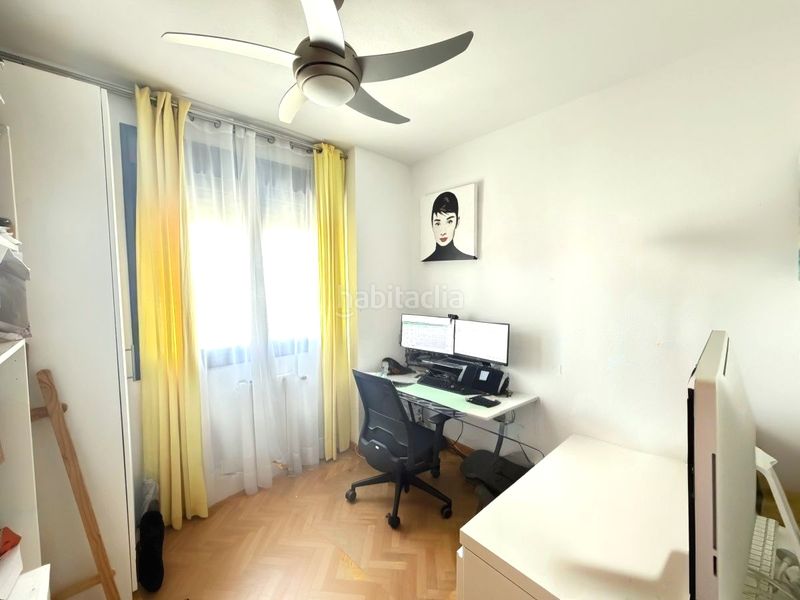 Foto a9f2cd56-08ca-4bf6-9007-3dc8b77a0659. Pis amb calefacció aparcament piscina a Sanchinarro Madrid