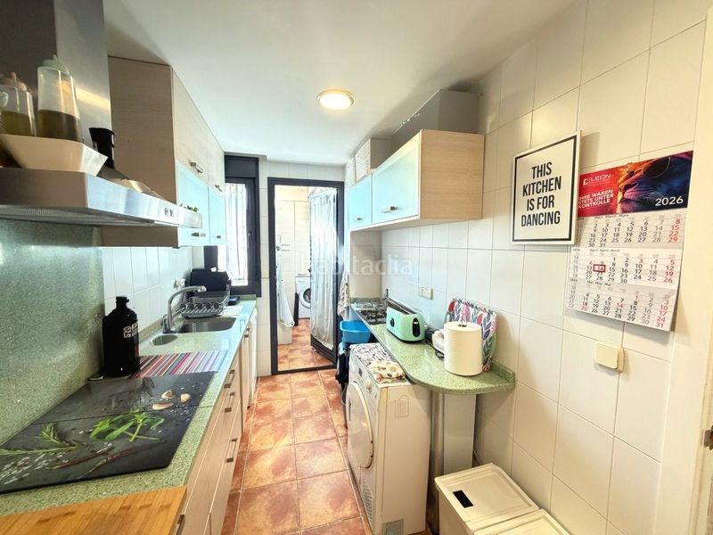 Foto aa105a9c-1f78-4b0c-aa25-828d3994119a. Pis amb calefacció aparcament piscina a Sanchinarro Madrid