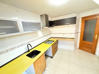 Casa adossada  Calle del arroyo. Chalet a la venta en calle del arroyo, yunquera de henares (guad