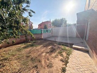 Chalet in Yunquera de Henares