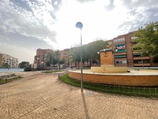 Pis a Calle Solán de Cabras
