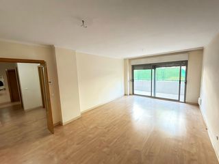 Flat in Avenida Clara Campoamor
