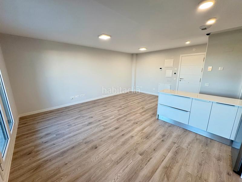Foto 58ef9d81-7a3d-4fad-98a5-e2407af28bb8. Flat with pool in Espartales Alcalá de Henares