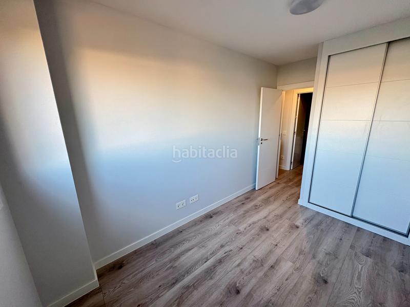 Foto cc99a97c-0173-4480-bcde-d8e5d292501f. Flat with pool in Espartales Alcalá de Henares