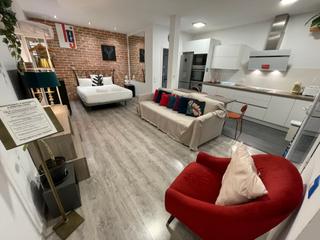 Etagenwohnung in Calle de San Bartolomé