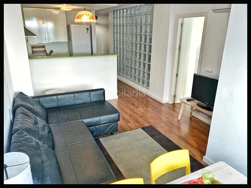 Foto 136bb3bd-5d26-4854-a616-30035e1bc8a4. Piso  de 1 habitacion y 1 wc, en Centro Urbano Benidorm