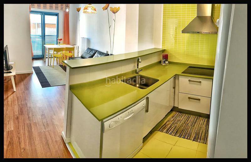 Foto 8359f0a6-0c2b-4a4f-b318-ab74badd25fd. Piso  de 1 habitacion y 1 wc, en Centro Urbano Benidorm