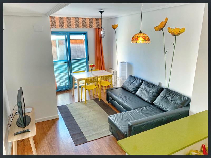 Foto a749e478-c811-448e-9929-5884781595fb. Piso  de 1 habitacion y 1 wc, en Centro Urbano Benidorm