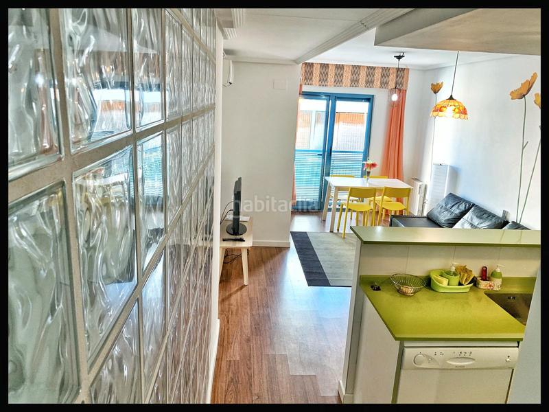 Foto b85d0bf3-fd66-4a43-ae15-83d6459321d7. Piso  de 1 habitacion y 1 wc, en Centro Urbano Benidorm