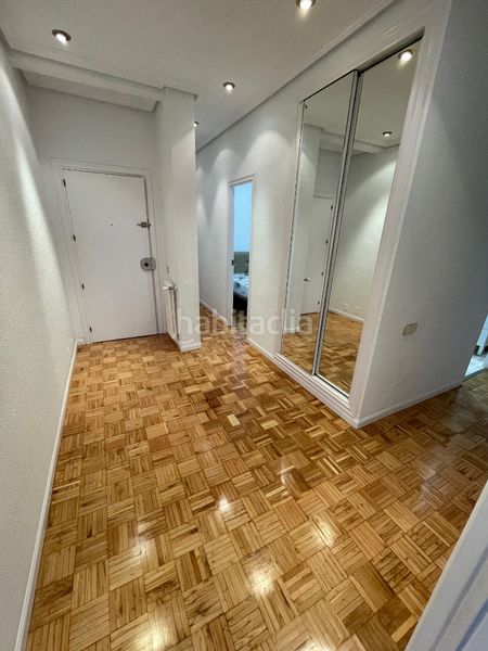 Foto 33a90485-a21f-453b-8e23-dd99f69742b4. Lloguer pis amb calefacció aparcament a Pacífico Madrid