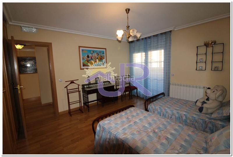 Foto 50ce728c-6225-4c8d-a84b-4ae96390ca22. Chalet con camino riscaldamento parcheggio in Miramadrid Paracuellos de Jarama