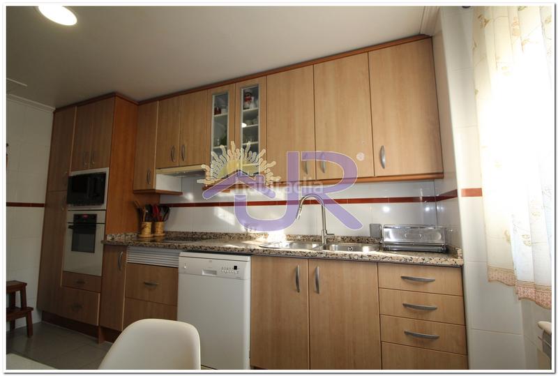 Foto 6fd6e6d0-bd90-429e-8056-929dd414577b. Chalet con camino riscaldamento parcheggio in Miramadrid Paracuellos de Jarama