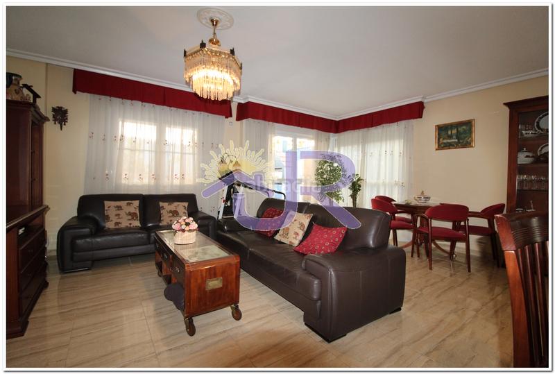 Foto 9d19d1e0-87e7-4bbe-81e2-43ab4497d5d7. Chalet con camino riscaldamento parcheggio in Miramadrid Paracuellos de Jarama