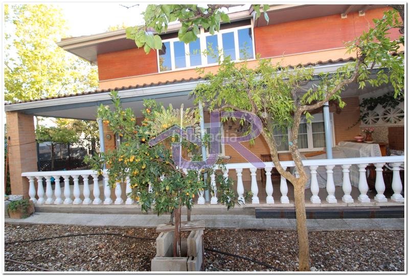 Foto efc210bf-a99e-4957-8247-082b097413ac. Chalet con camino riscaldamento parcheggio in Miramadrid Paracuellos de Jarama