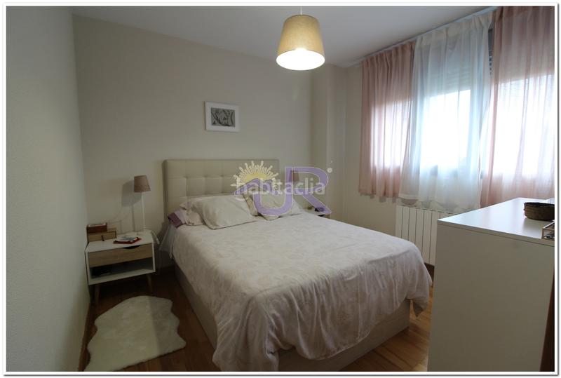 Foto 0cb56d29-accb-4909-89f4-4e5cd3ee2e8f. Piso  con estupenda situación y con zonas comunes en Paracuellos de Jarama