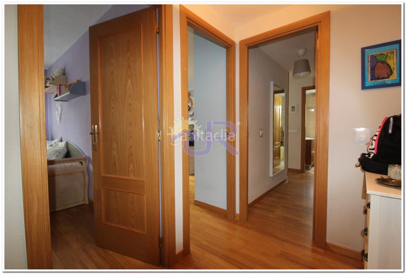 Foto 0e6cf7e7-9c61-4579-8086-4ef136a612d8. Piso  con estupenda situación y con zonas comunes en Paracuellos de Jarama