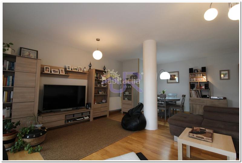 Foto 6b10c17b-df4d-4215-95b0-08b880907355. Piso  con estupenda situación y con zonas comunes en Paracuellos de Jarama