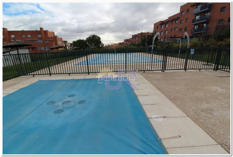 Foto ff4908a8-f2df-4175-b3bd-b616d6b4a4e1. Piso  con estupenda situación y con zonas comunes en Paracuellos de Jarama