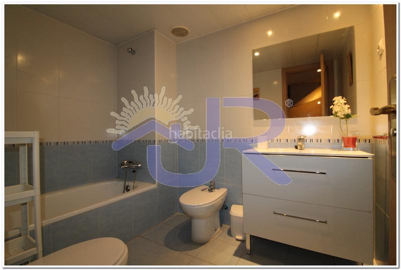 Foto 6857ba3d-5523-47bc-a14e-637eb1aa1341. Rent semi detached house with heating in Miramadrid Paracuellos de Jarama