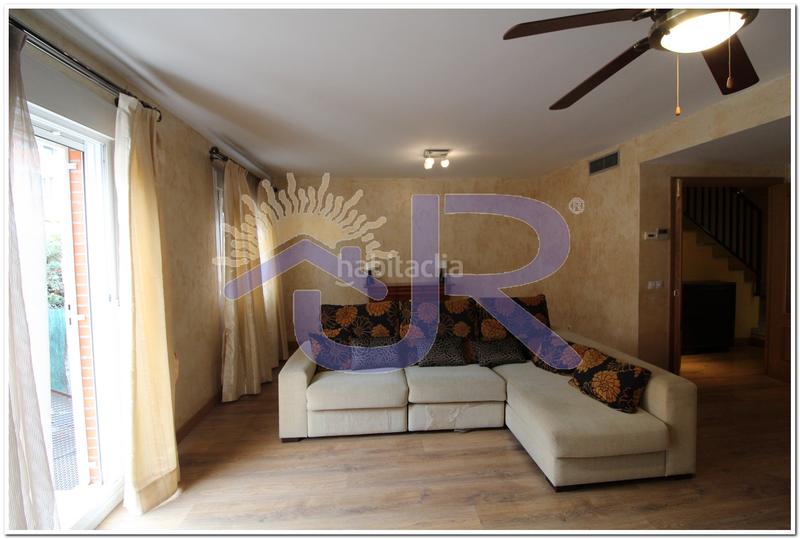 Foto b46e5d90-c089-4fea-85b1-a679001bcf6f. Rent semi detached house with heating in Miramadrid Paracuellos de Jarama