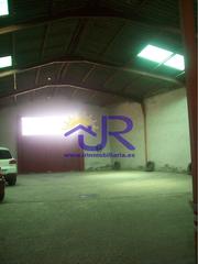 Nau industrial en Casco Urbano. J.r.- vende nave en paracuellos - rf 251 -