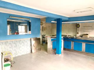 Business premise  Calle de pablo picasso. Local comercial con stano a la venta en coslada madrid.