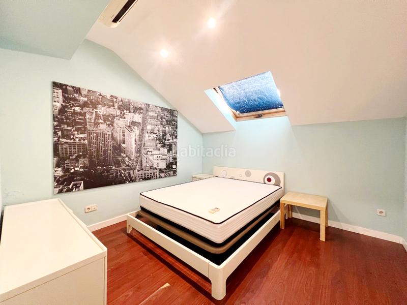 Foto 581bd8c0-8390-444f-9478-fc4ac77eafd1. Alquiler ático se alquila moderno piso ático amueblado de 1 dormitorio en Alcalá de Henares