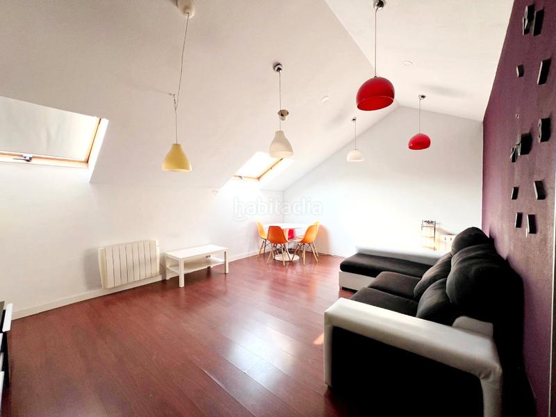 Foto e13b8565-64bb-4b1f-9da2-8cb7b5b89442. Alquiler ático se alquila moderno piso ático amueblado de 1 dormitorio en Alcalá de Henares