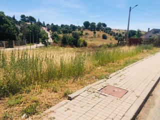 Residential Plot  Carretera de ajalvir. Parcela urbana  de esquina en ribatejada de 1461 m2.