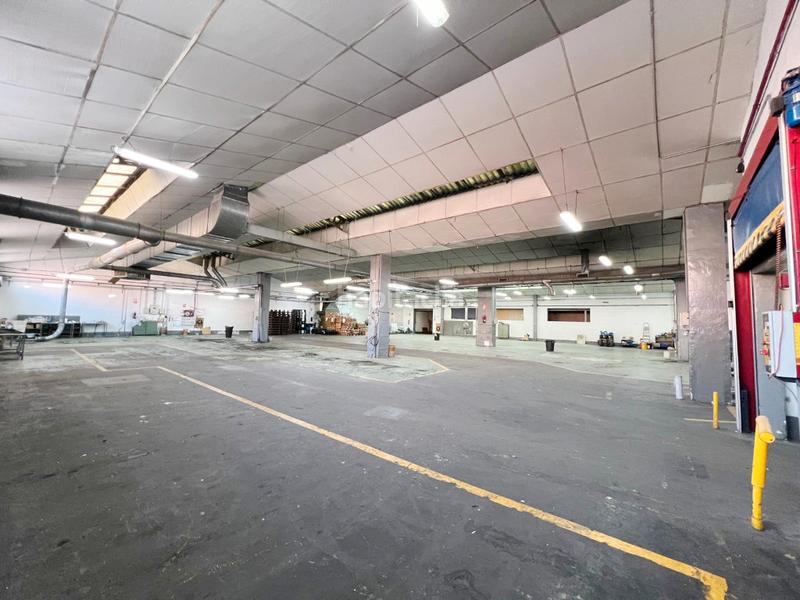 Foto c7bc37dd-2c29-473e-958e-5e12852075c2. Location bâtiment à usage industriel dans Parque Cataluña Torrejón de Ardoz