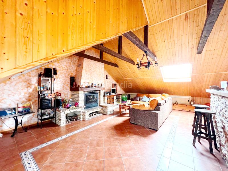 Foto 0ad238a6-2508-4fa9-8d2d-6f135761926d. Semi detached house with heating parking in Ensanche Alcalá de Henares