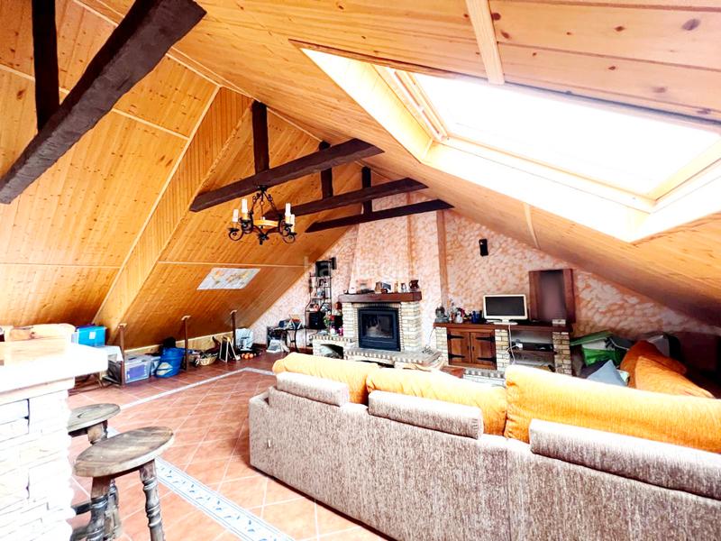 Foto 3e18b859-3db3-4e47-976a-7559e73d04f3. Semi detached house with heating parking in Ensanche Alcalá de Henares