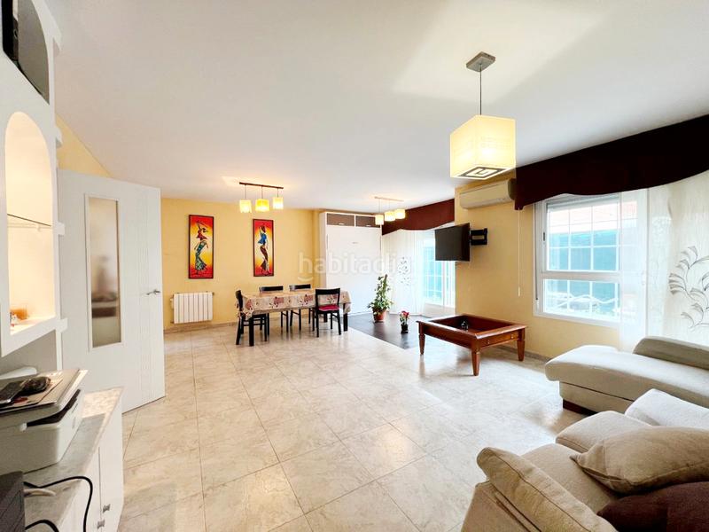 Foto 5254d929-923f-4fde-957d-86d106f61f43. Semi detached house with heating parking in Ensanche Alcalá de Henares