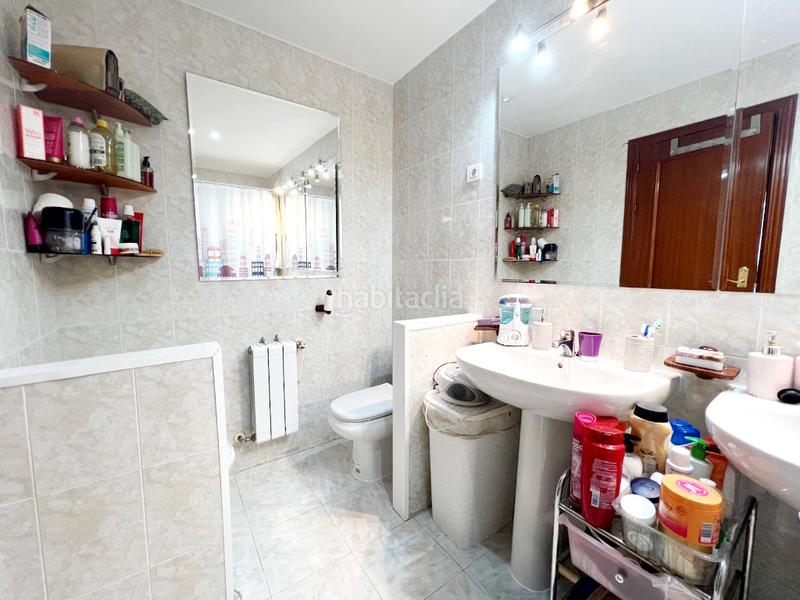 Foto 551a7a3f-50ae-4843-b26a-cf8d7b4fbb86. Semi detached house with heating parking in Ensanche Alcalá de Henares