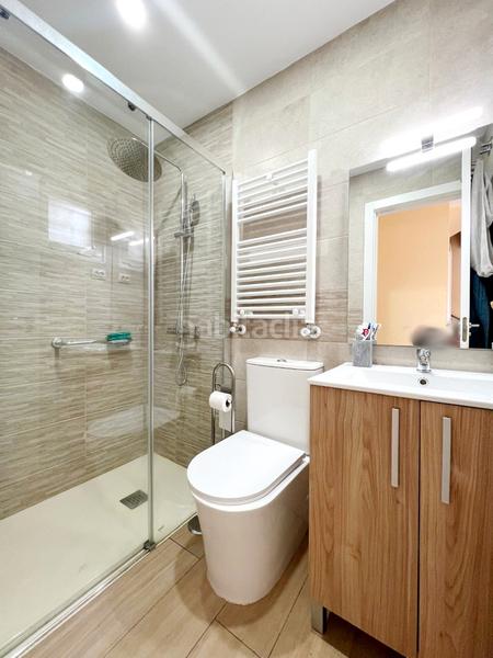 Foto 58c5ed08-71b4-4b8c-a6e2-55dde8d34b5d. Semi detached house with heating parking in Ensanche Alcalá de Henares