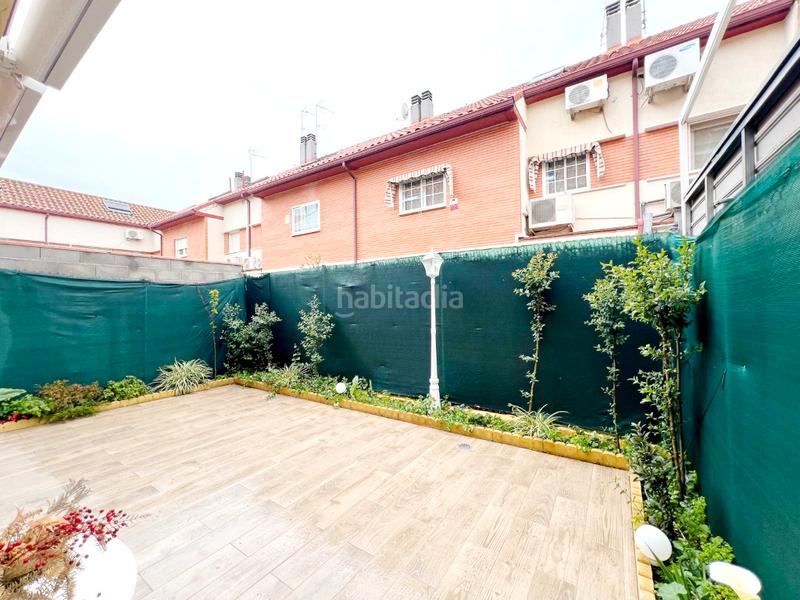 Foto 6b068eb6-773a-4897-95d3-ed2f4cbf7113. Semi detached house with heating parking in Ensanche Alcalá de Henares