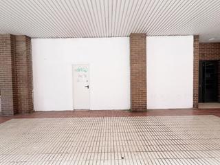 Location Local commercial  Calle dámaso alonso. Local diáfano para alquilar en el ensanche de alcalá de henares,