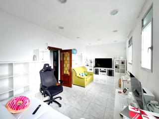 Etagenwohnung  Calle de maría zayas. Piso en planta baja de 78m2 con 3 dormitorios y 1 baño zona tetu