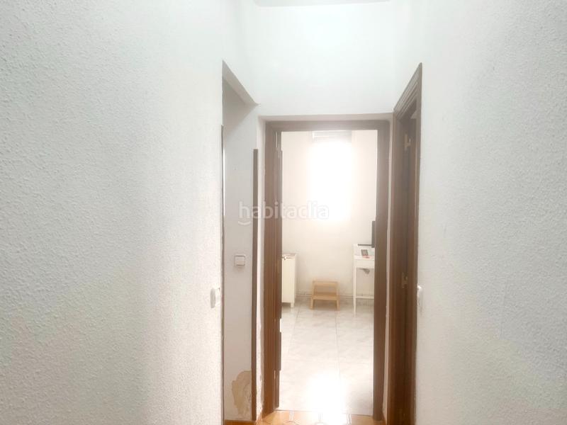 Foto aaee39a4-fa36-4aa6-b1ef-1753b479bdb7. Flat with heating in Berruguete Madrid